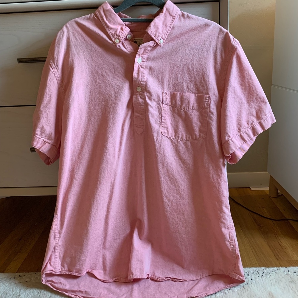 Men’s J Crew, Sun washed Oxford short-sleeve shirt. Size: large